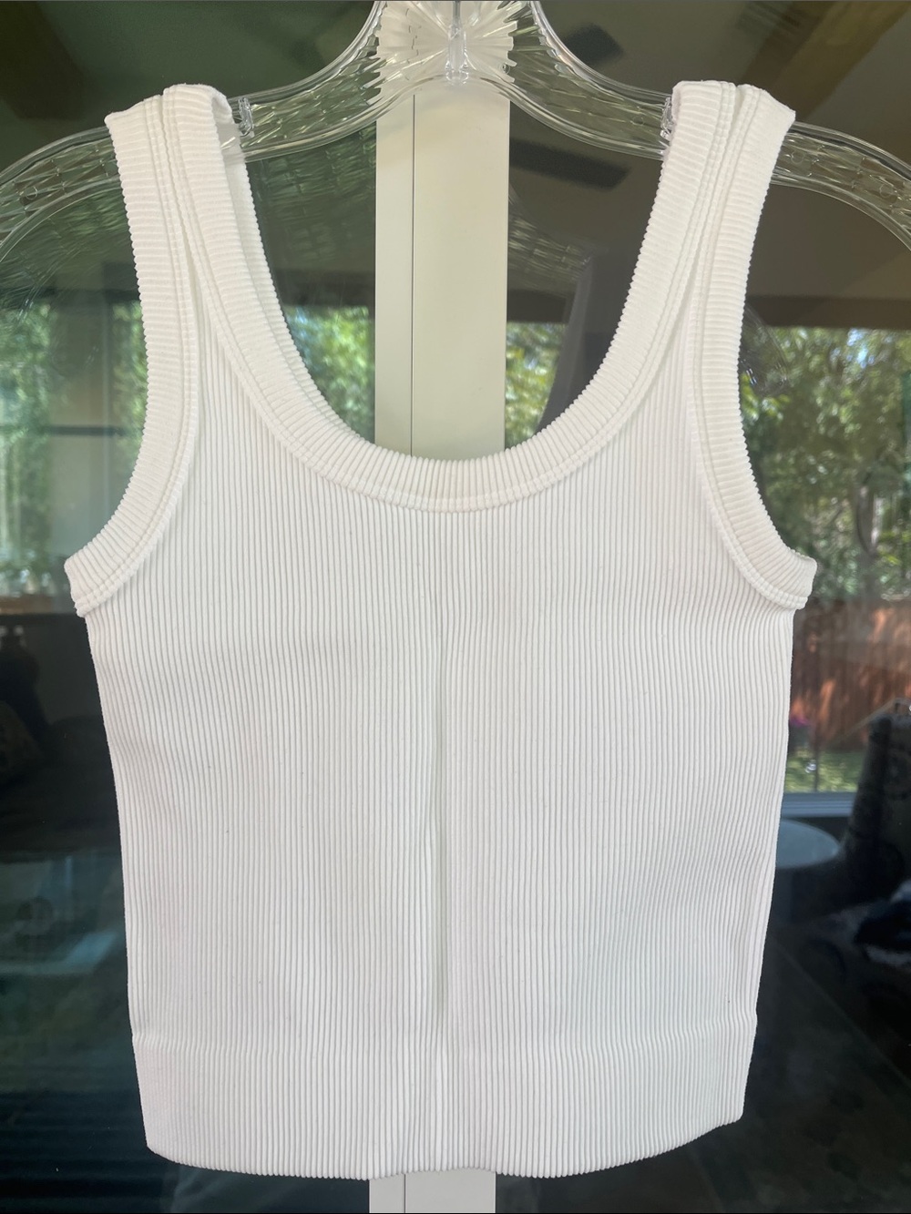 Zenana Tank Top L/XL White Ribbed Scoop Neck Cropped